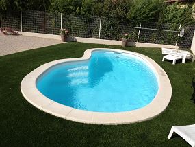 photo piscine coque haricot - piscine coque polyester
